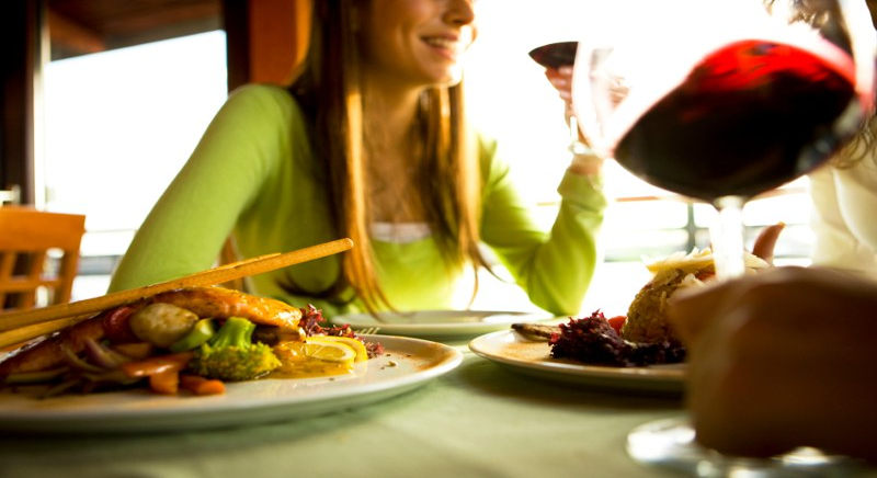 Restaurante ahorro cena oferta descuento comida compra colectiva