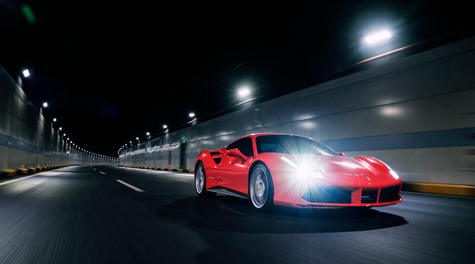 las mejores ofertas para conducir un Ferrari en Colectivia