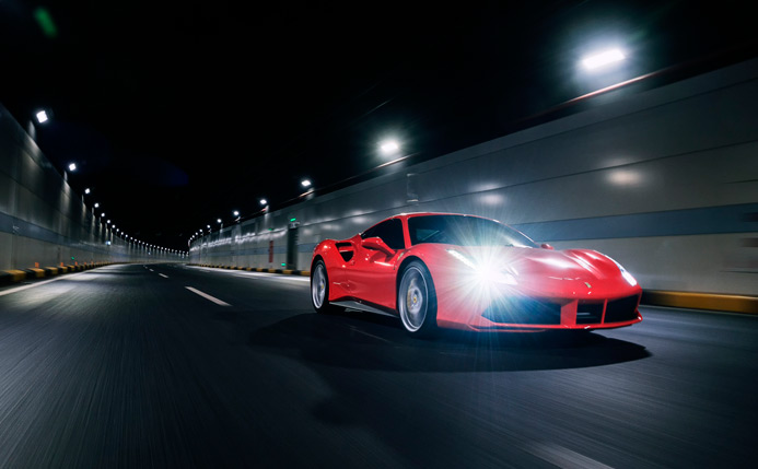 las mejores ofertas para conducir un Ferrari en Colectivia